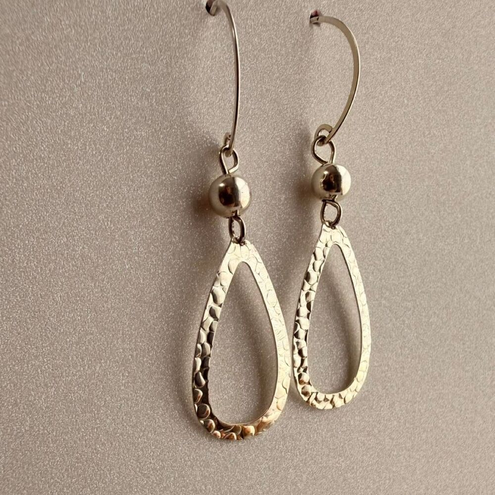 925 Sterling Silver teardrop earrings